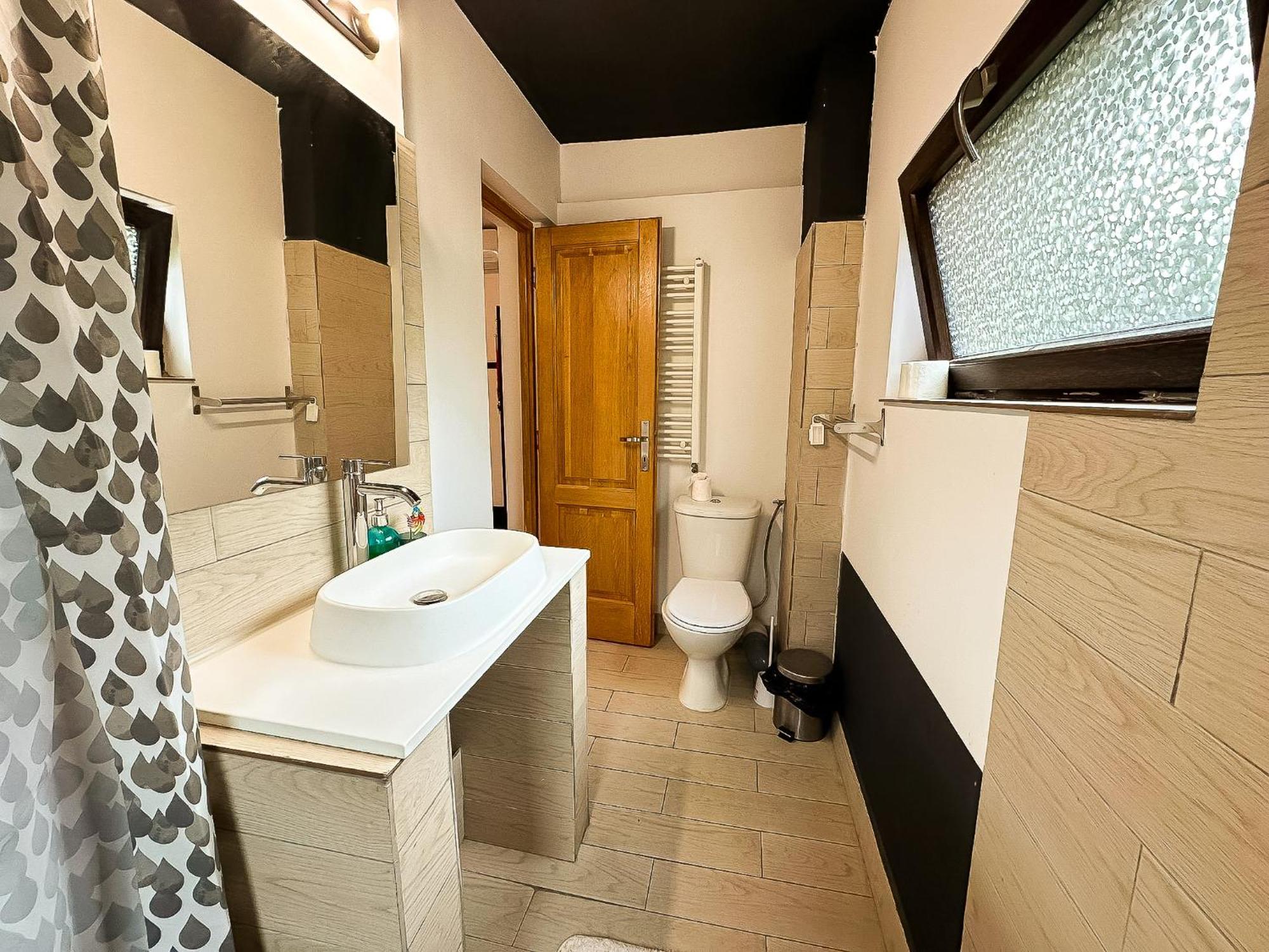 The Bridge - Central Studio With Free Parking Craiova Exterior foto
